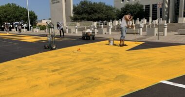 Ex-sheriff's employee allegedly mimics deputy, defrauds family seeking visas