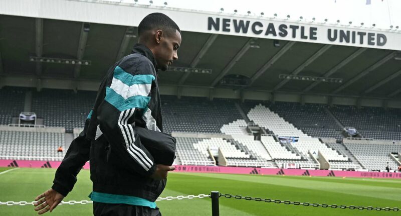 Five Man United outcasts, the exiled PSG star, Chelsea's fire sale - and the Alexander Isak saga: 14 players desperate for a move in the last week of the transfer window