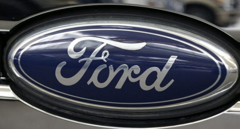 Ford recalls 355K+ trucks over instrument panel error: NHTSA