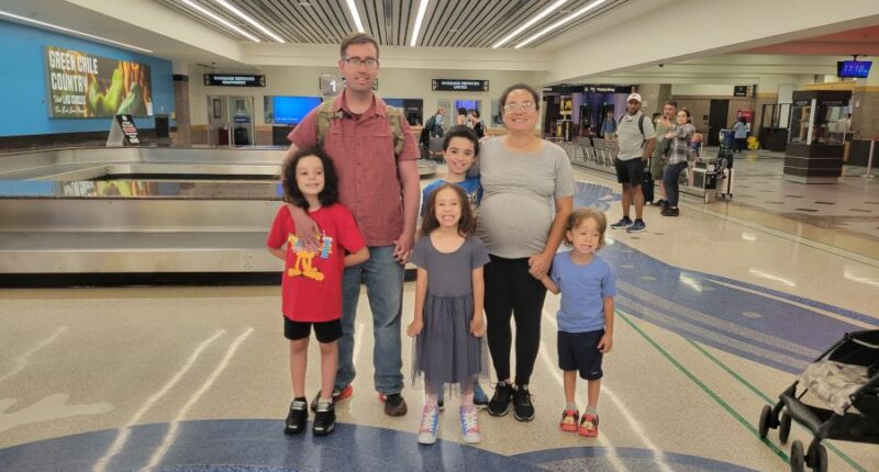 Fort Bliss soldier gets plane ticket home to see birth of twins