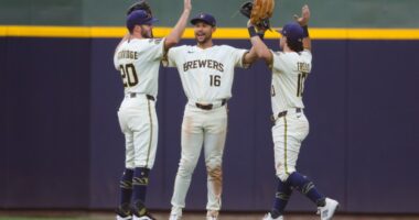 Free burgers across Wisconsin as Milwaukee Brewers win 12 straight games