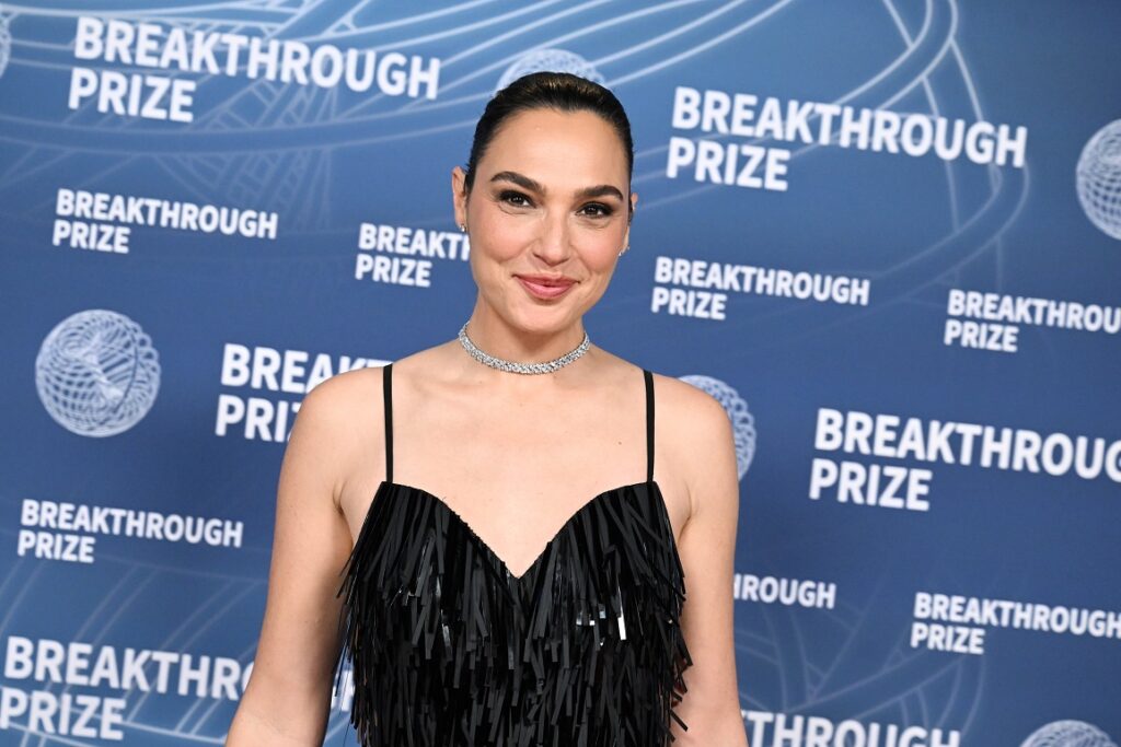 Gal Gadot says 'Snow White’ box office flop was fueled by Hollywood pressure over Israel
