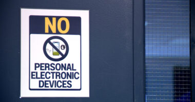 Glynn County bans phones, other devices during school hours for K-12 students
