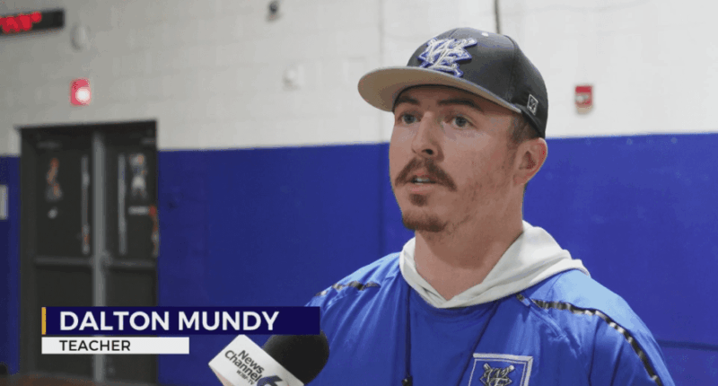 Golden Apple: Dalton Mundy