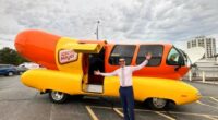 Hot diggity dog: Wienermobile returns to Central Illinois