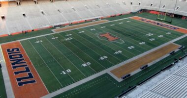 Illinois football begins 2025 fall camp