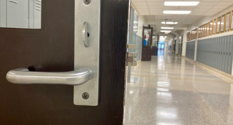 Illinois in the midst of a teacher shortage -- some districts