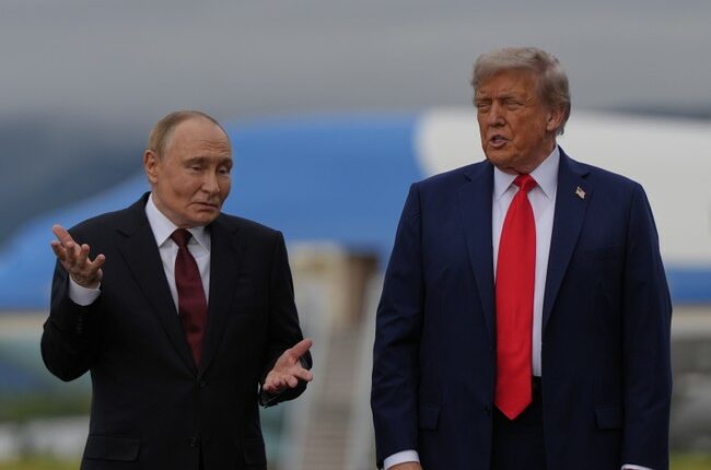 Is She Joking? Lisa Murkowski Describes a Meeting With President Trump Before Putin AK Summit