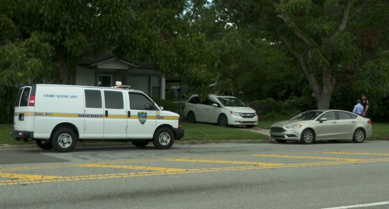 JSO: Attempted burglary at Jacksonville Westside home ends in man shot