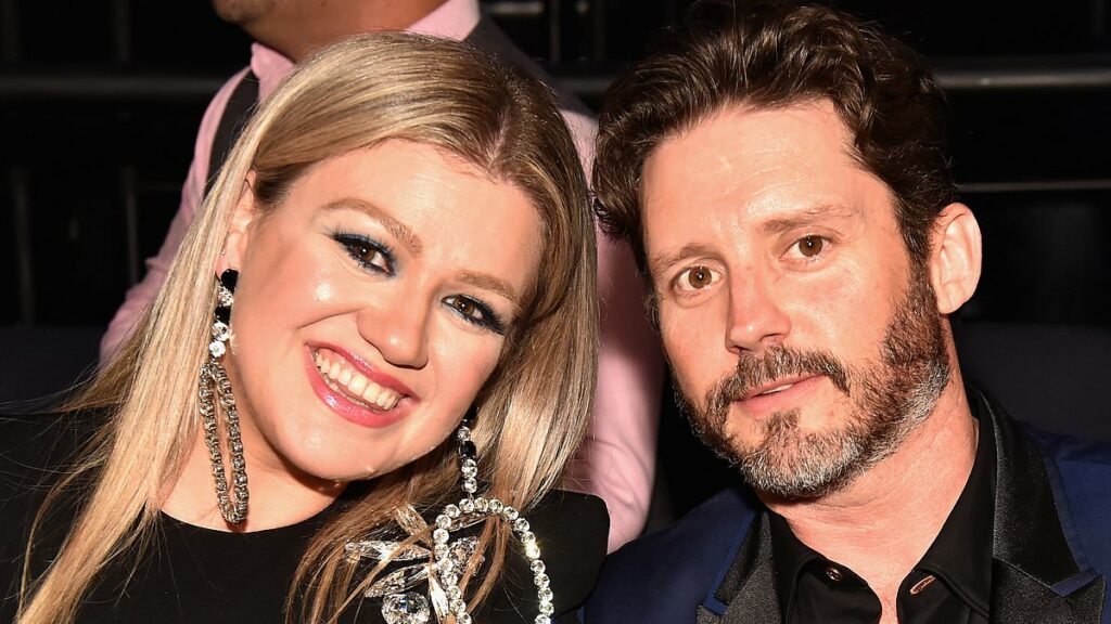Kelly Clarkson was NOT mentioned in ex Brandon Blackstock's obituary