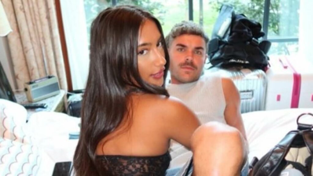 Love Island's Shakira and Harry send fans wild with VERY steamy snap