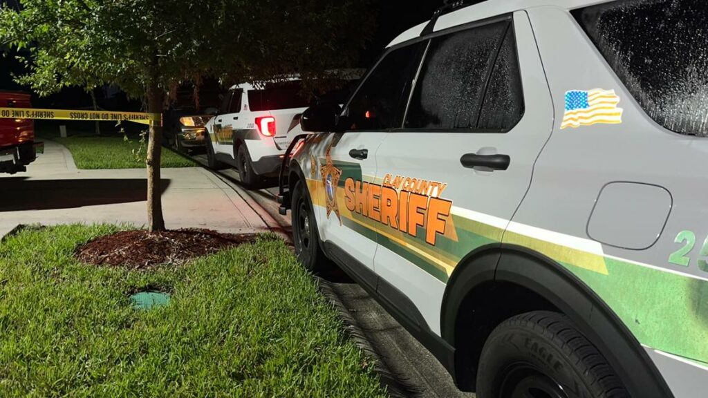 Middleburg shooting leaves two parents dead, shot by teen