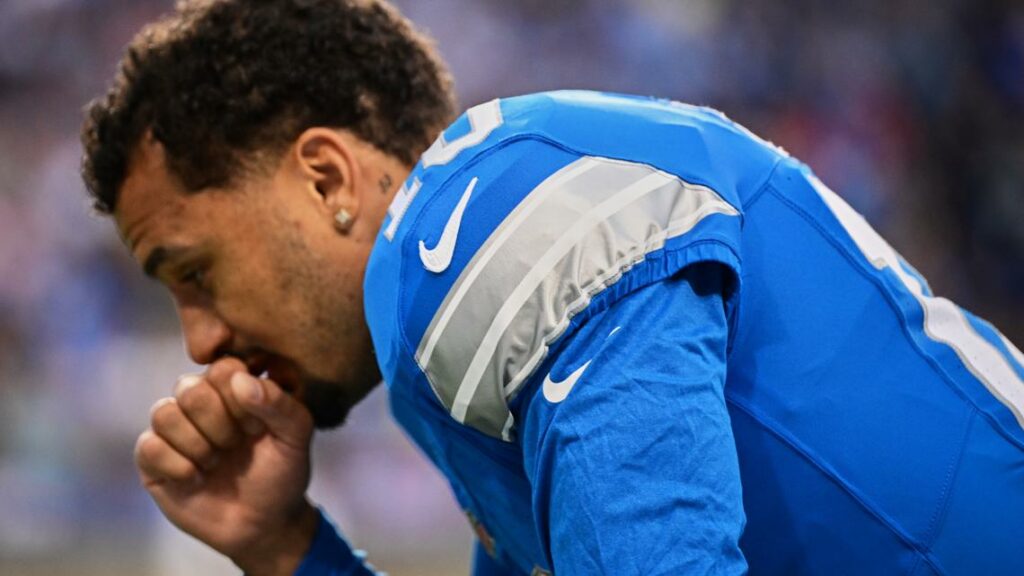 NFL preseason starts with tribute to shooting victims