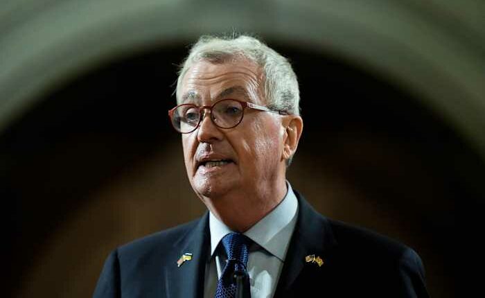 NJ governor seeks restrictions on nonessential helicopter flights after deadly NYC chopper crash