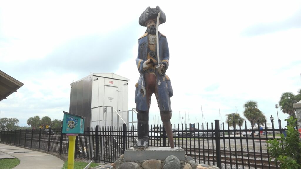Possible human cremains hold up proposed Peg Leg Pete statue's move to museum