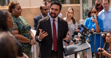 Progressives make inroads in key mayor's races