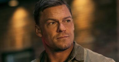 Reacher Star Alan Ritchson Would Probably Like You To Forget About His First Movie