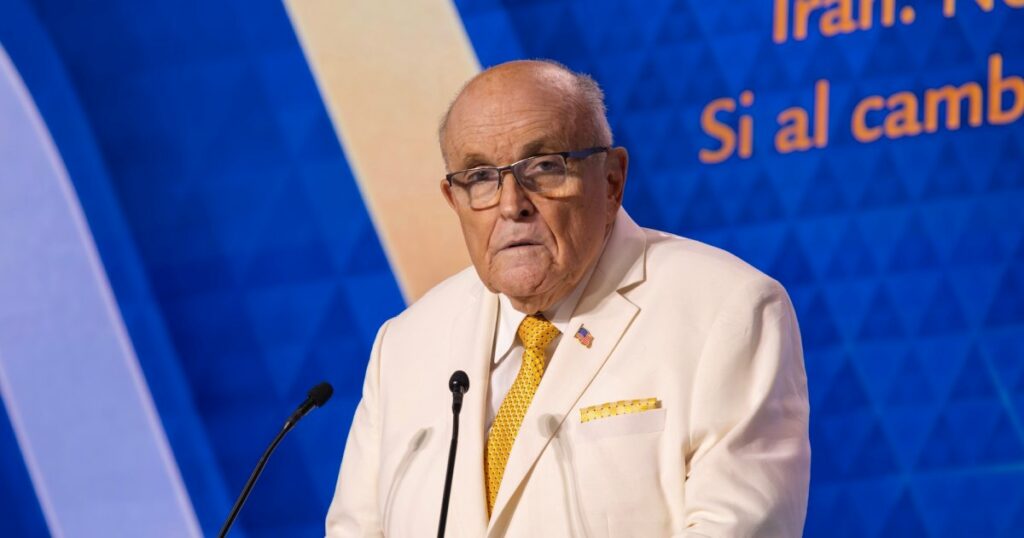 Rudy Giuliani Suffers Fractured Vertebrae in ‘Serious’ Car Accident