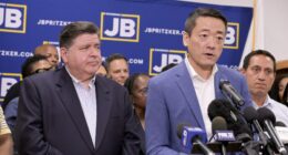 Second bomb threat reported at Illinois hotel housing Texas Democrats