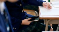 South Korea to ban mobile phones in school classrooms