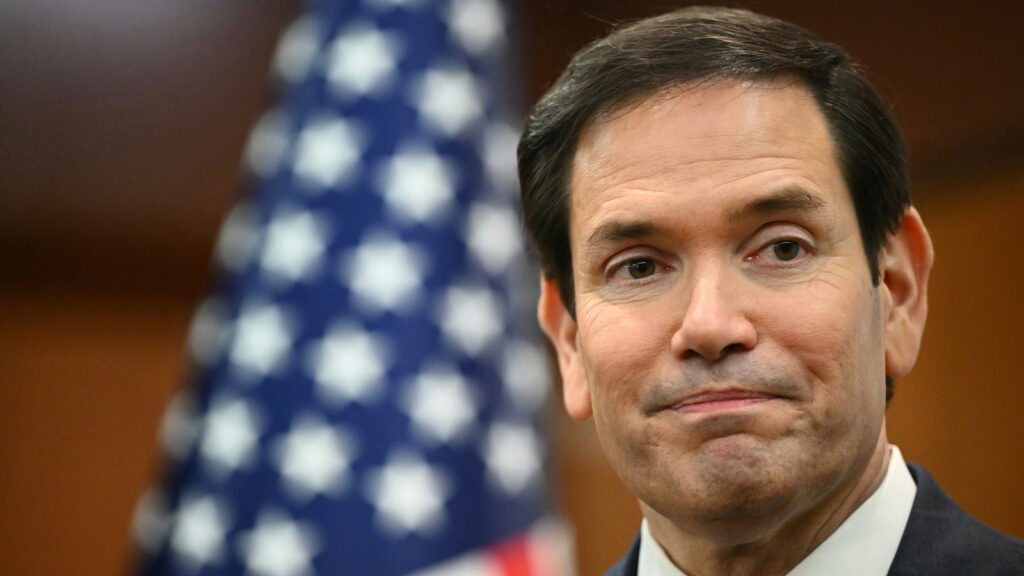 State Department may require visa applicants to post bond of up to $15,000 to enter the US