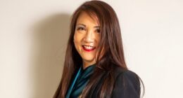 Terrifying method scammer used to make Aussie WILLINGLY hand over their possessions after being approached on the street: '$200,000 gone'