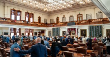 Texas redistricting fight resumes as Dems return under police escort