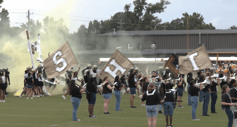 Thomson High School kicks off football season with enthusiastic fans
