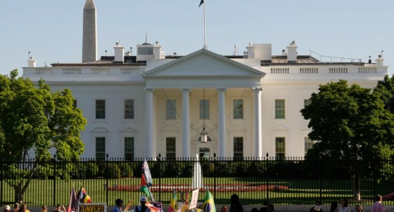 Trump to meet Israeli officials over postwar Gaza plans