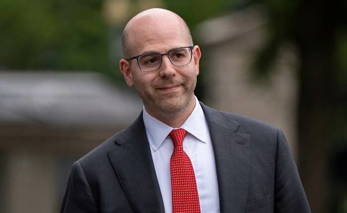 Trump to nominate top economic aide Stephen Miran to Federal Reserve board