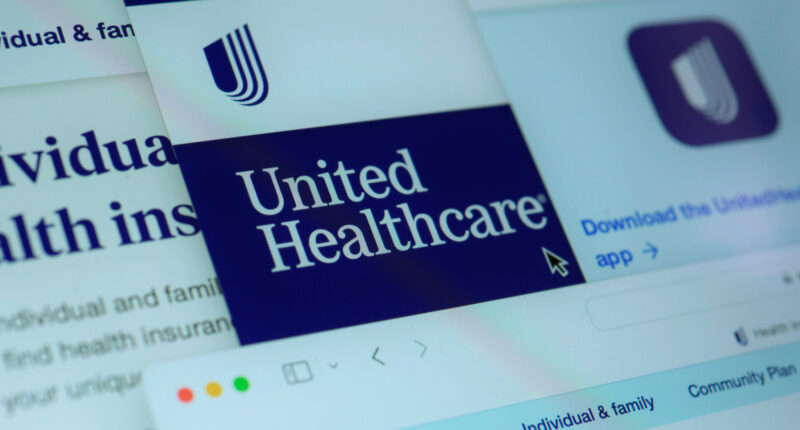 UNH stock: UnitedHealth Group shares climb as Buffett's Berkshire Hathaway discloses stake in the insurer
