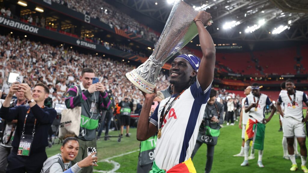 West Ham United add Tottenham Hotspur star to list of midfield targets