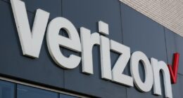 What is SOS mode? Verizon outage leaves customers without service