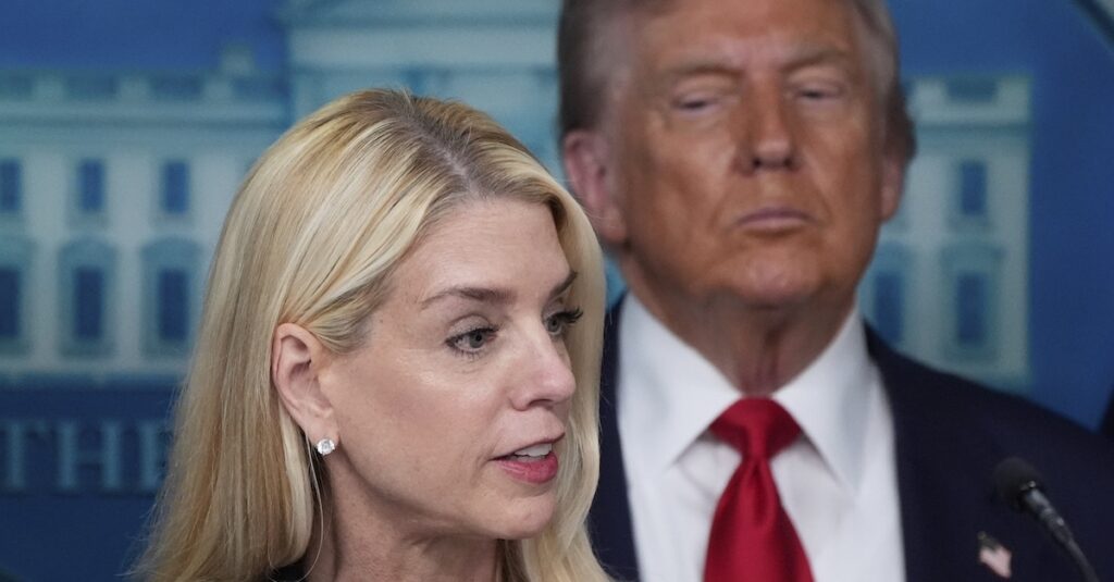 Whole district court sued by Trump lashes out over lawsuit