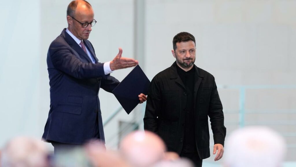 Zelenskyy meets Merkel ahead of Trump-Putin summit talks