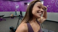 ‘It’s never too late:’ Ocoee mother competing in major bodybuilding championship after dropping 185 pounds