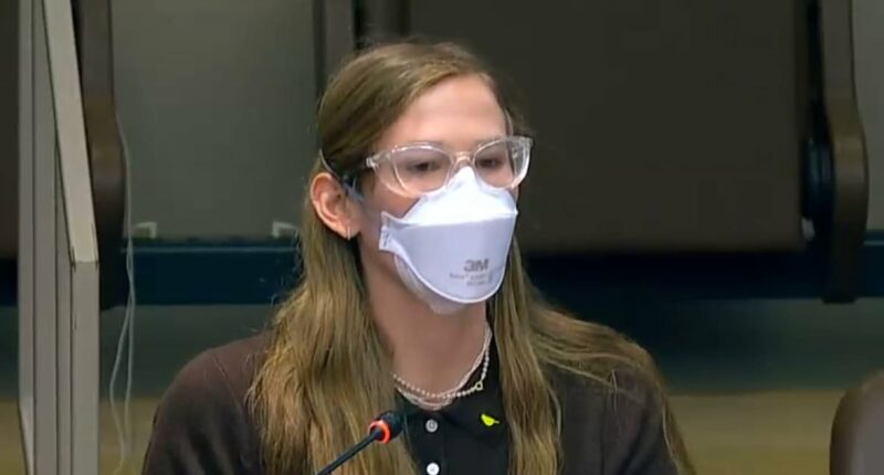 Ben Affleck and Jennifer Garner's daughter Violet  advocates for masks