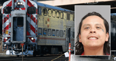 Blue city felon with violent history arrested in deadly train platform stabbing after parole release: report