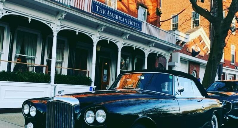 Diners at Hamptons hotel fight back against 'pathetic' protesters