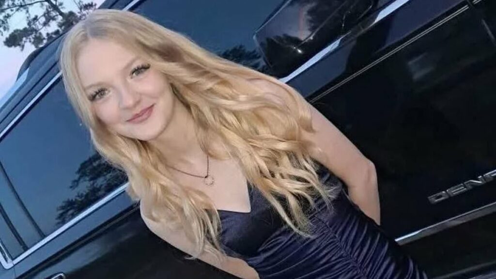 Family rally around baby born by C-section after road rage death