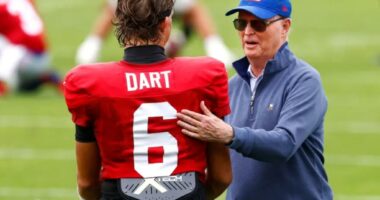 Football world reacts to Giants owner John Mara's cancer diagnosis