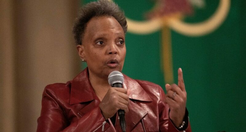 Former Chicago mayor: Trump 'making up his own facts' about city's crime rate