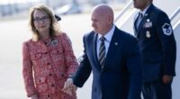 Giffords, Flake call for end to political violence