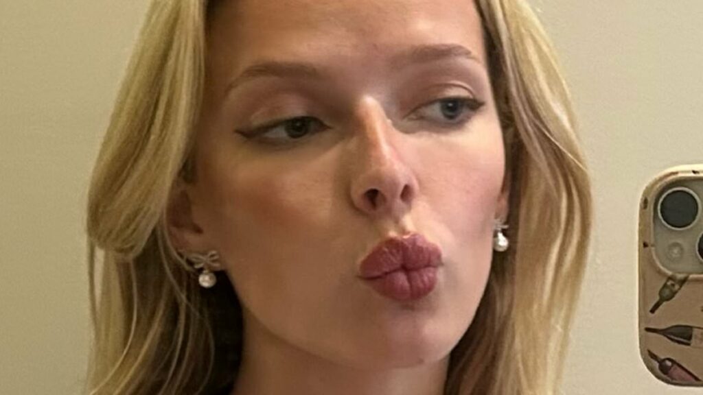 Gwyneth Paltrow's mini-me daughter Apple lands her fashion deal