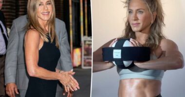 Jennifer Aniston’s favorite cheat day meals are surprisingly relatable