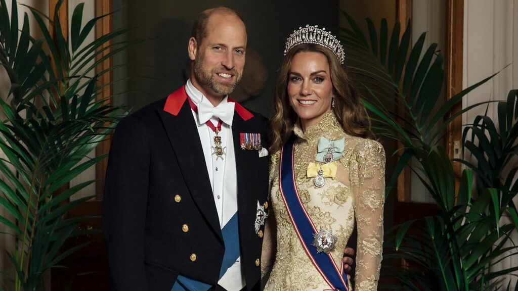 Kate Middleton wows in lace gown at state banquet for the Trumps