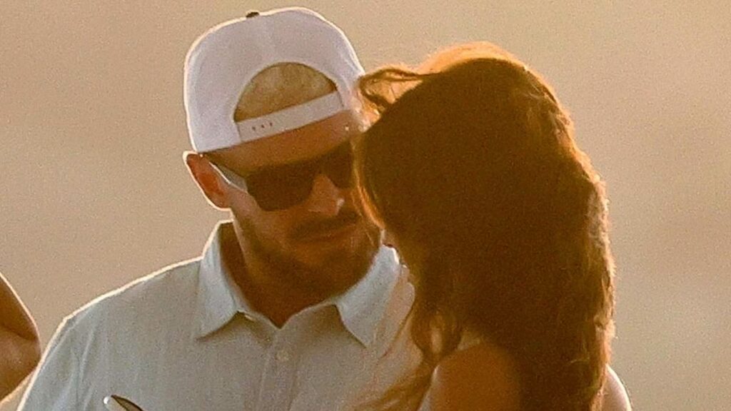 Nina Dobrev and Zac Efron continue to fuel revenge romance rumors