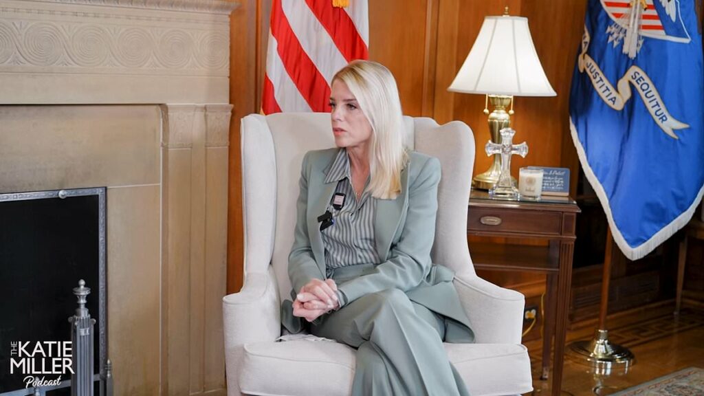 Pam Bondi blasted by the right for 'moronic' hate speech gaffe