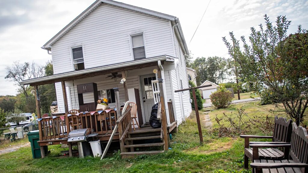 Pennsylvania mother arrested after police make horrifying discovery in closet