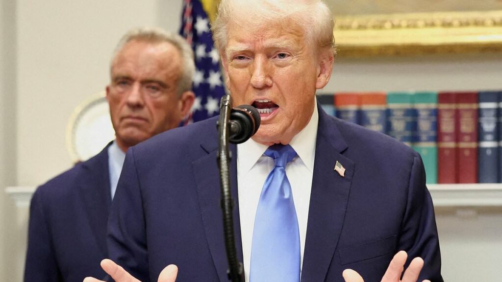 Trump doubles down on shocking Tylenol advice